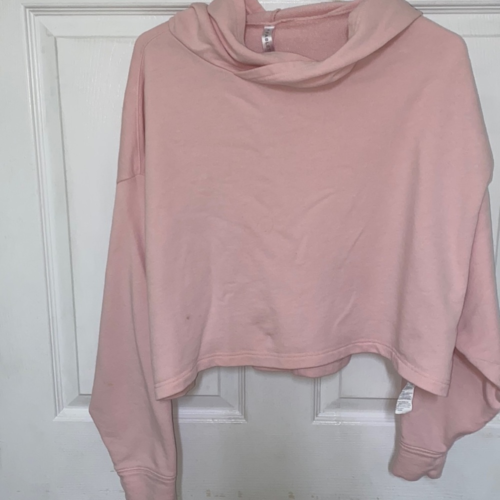 Fabletics pink cropped pullover hoodie size M